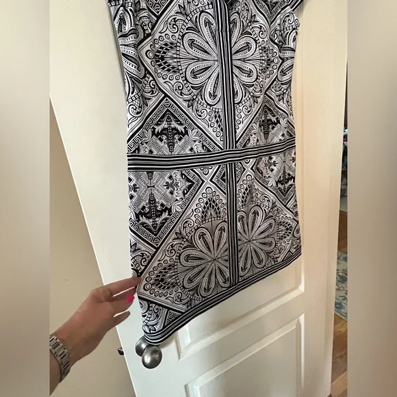 Cache Designer Brand Black & White Contemporary Style Women’s XL - Picture 3 of 10